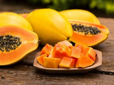 Đu đủ có 5 lợi ích thần kỳ nhưng giữa loại sống và chín cây có sự khác biệt lớn