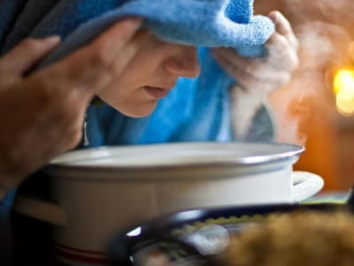 Xông hơi để phòng ngừa COVID-19, chuyên gia khuyến cáo nếu thuộc nhóm người này thì không nên