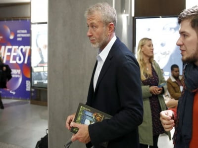 "Ông trùm" Abramovich "mất hút" tại Anh: Hành tung bí ẩn khiến Chelsea cực lo