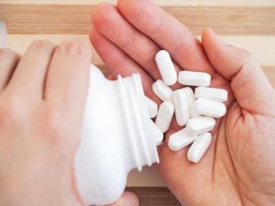 Thực hư việc F0 cần bổ sung kẽm để tránh hậu COVID-19, dùng thế nào để không "tiền mất tật mang"?