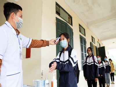 Sớm đưa học sinh trở lại trường