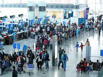 Vé máy bay dịp 30/4: Nhiều chặng đã kín chỗ