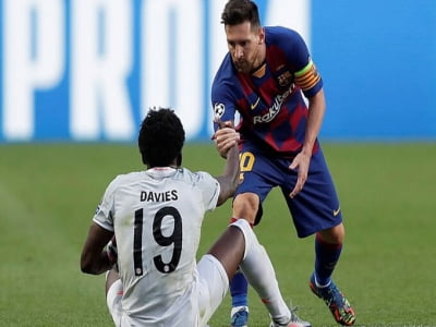 Messi từ chối đổi áo với cầu thủ Bayern
