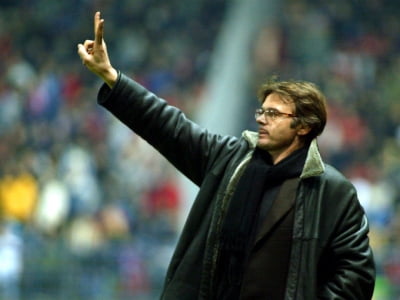 Trước khi nhận lời đội tuyển Việt Nam, HLV người Pháp Philippe Troussier từng suýt dẫn dắt Malaysia, va chạm với CĐV Trung Quốc và đang kinh doanh rượu vang.