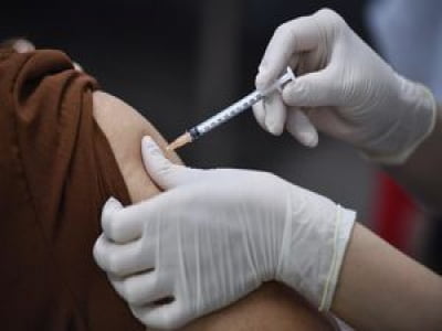 Việt Nam nhận thêm 1,1 triệu liều vaccine AstraZeneca