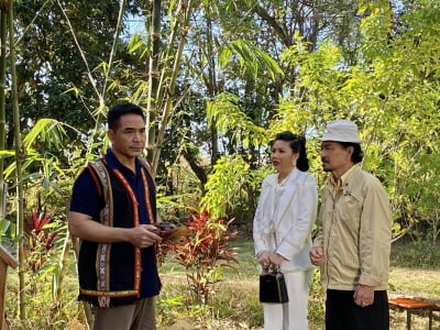 Nữ doanh nhân diễn viên Huỳnh Ngọc Trâm Anh tham gia phim " Chuyện tình bên dòng sông Sêrêpôk" với vai trò đồng sản xuất