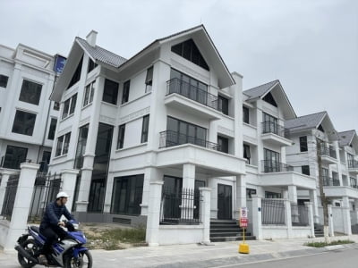 Thị trường bất động sản Hà Nội: Ảo giá, ảo giao dịch