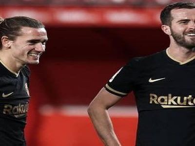 Ngân hàng Mỹ chi hơn nửa tỷ euro cứu Barca
