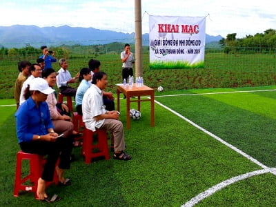 Khai mạc giải bóng đá Nhi đồng U10 xã Sơn Thành Đông, huyện Tây Hòa, Tỉnh Phú Yên.