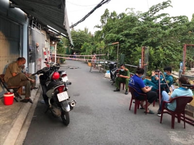 TP HCM phong tỏa khu dân cư vì 'bệnh nhân 450'