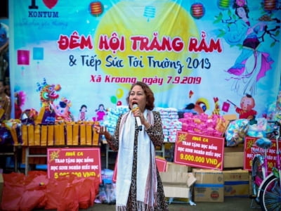 Ca sĩ Siu Black luôn đồng hành các hoạt động thiện nguyện trên địa bàn quê nhà