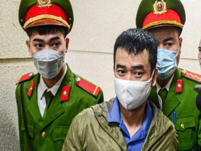 Triệu tập mẹ Phan Quốc Việt đến tòa làm rõ 142 tỷ đồng trong 52 sổ tiết kiệm