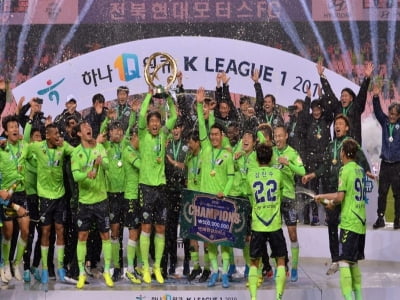 Vì sao V-League không thể áp dụng thể thức thi đấu chống Covid-19 ở K-League?