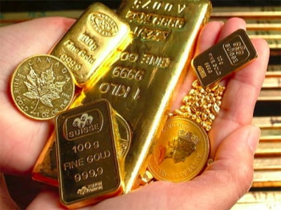 Giá vàng hôm nay 18/10: Tụt mạnh cuối tuần, dân buôn vẫn tin sắp tăng phi mã