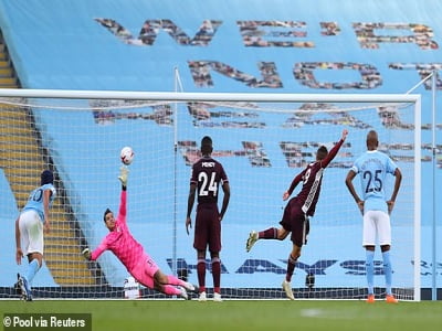 Video highlight trận Man City – Leicester: Hat-trick siêu sao, địa chấn hoảng loạn