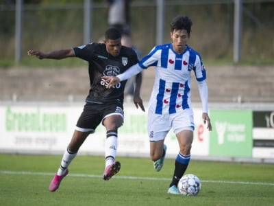 Bầu Hiển im lặng, SC Heerenveen lo sốt vó về tương lai Đoàn Văn Hậu