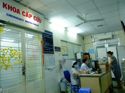 Bé gái 6 tháng tuổi ở TP.HCM tử vong do kẹt giữa khe nệm