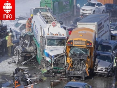 200 xe đâm liên hoàn: 2 người chết, 70 người bị thương
