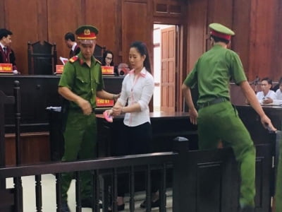5 năm chưa xử xong vụ án “lạ” có hơn 30 luật sư bào chữa miễn phí