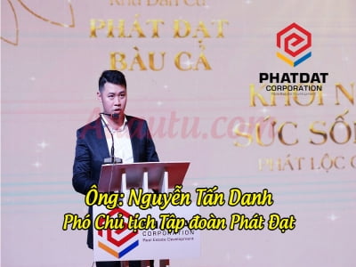 Tỷ phú giàu thứ 5 Việt Nam: Chia tay vợ, con trai "ra ở riêng" với dự án BĐS đầu tay tại Đà Nẵng