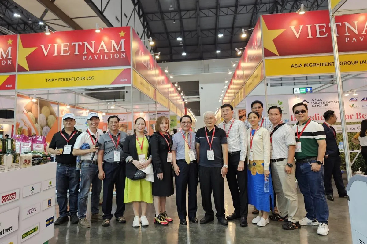 Đại sứ Việt Nam tại Thái Lan tiếp đoàn Doanh nghiệp tỉnh Đắk Lắk